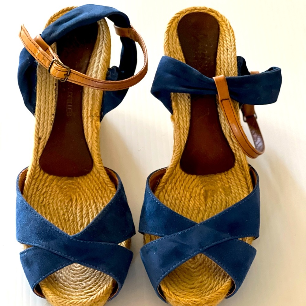 Beautiful Leather Gaimo Espadrilles 4” Wedge made in Spain in Size 41.